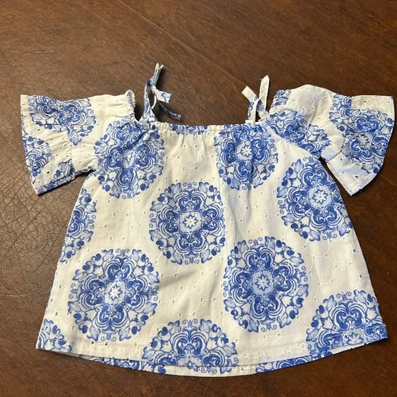 Janie and Jack Girl Blue & White Medallion Top New with Tags Size 18 - 24 months - Picture 6 of 9